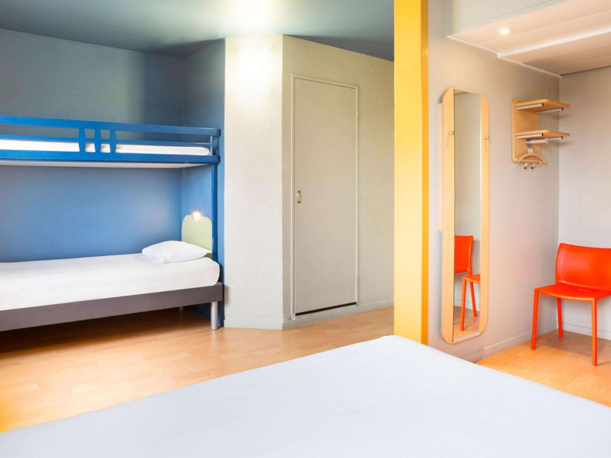 Ibis Budget Thonon Les Bains Bagian luar foto