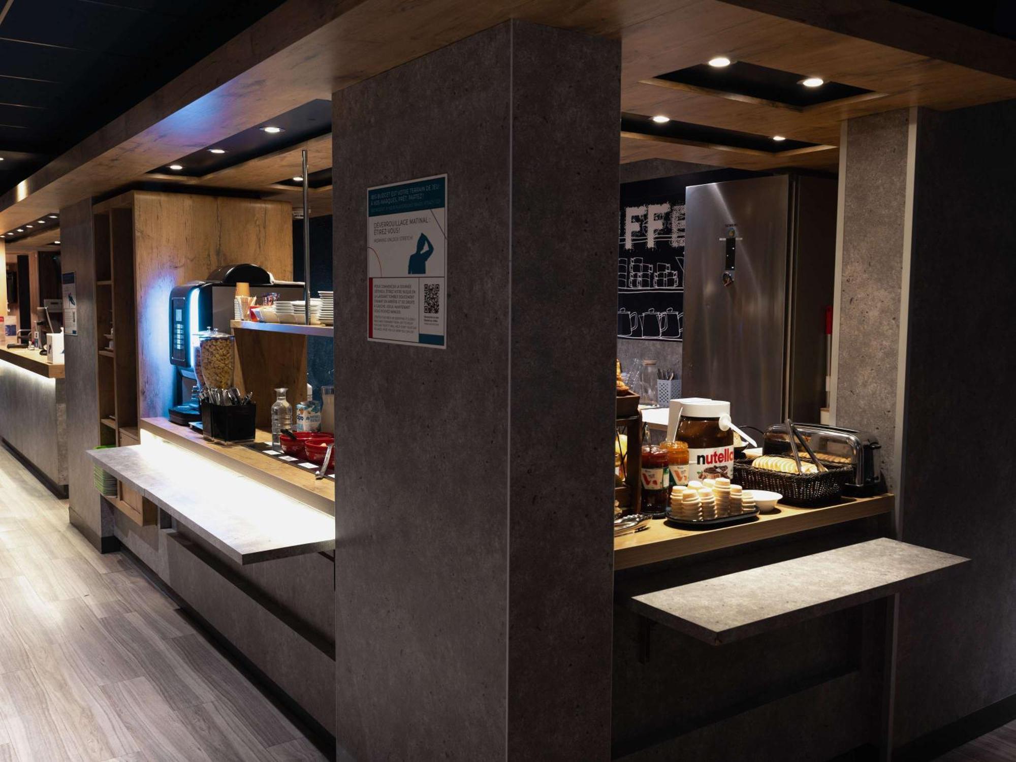 Ibis Budget Thonon Les Bains Bagian luar foto