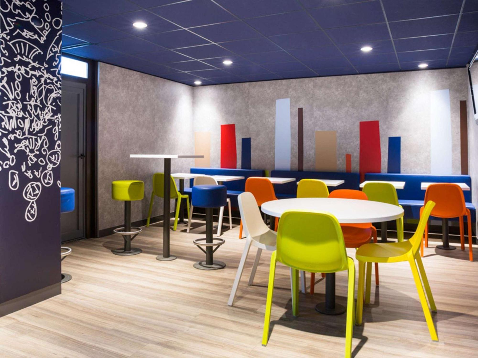 Ibis Budget Thonon Les Bains Bagian luar foto