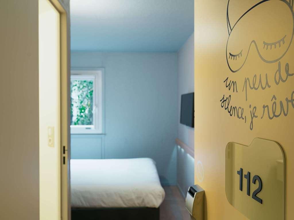Ibis Budget Thonon Les Bains Ruang foto