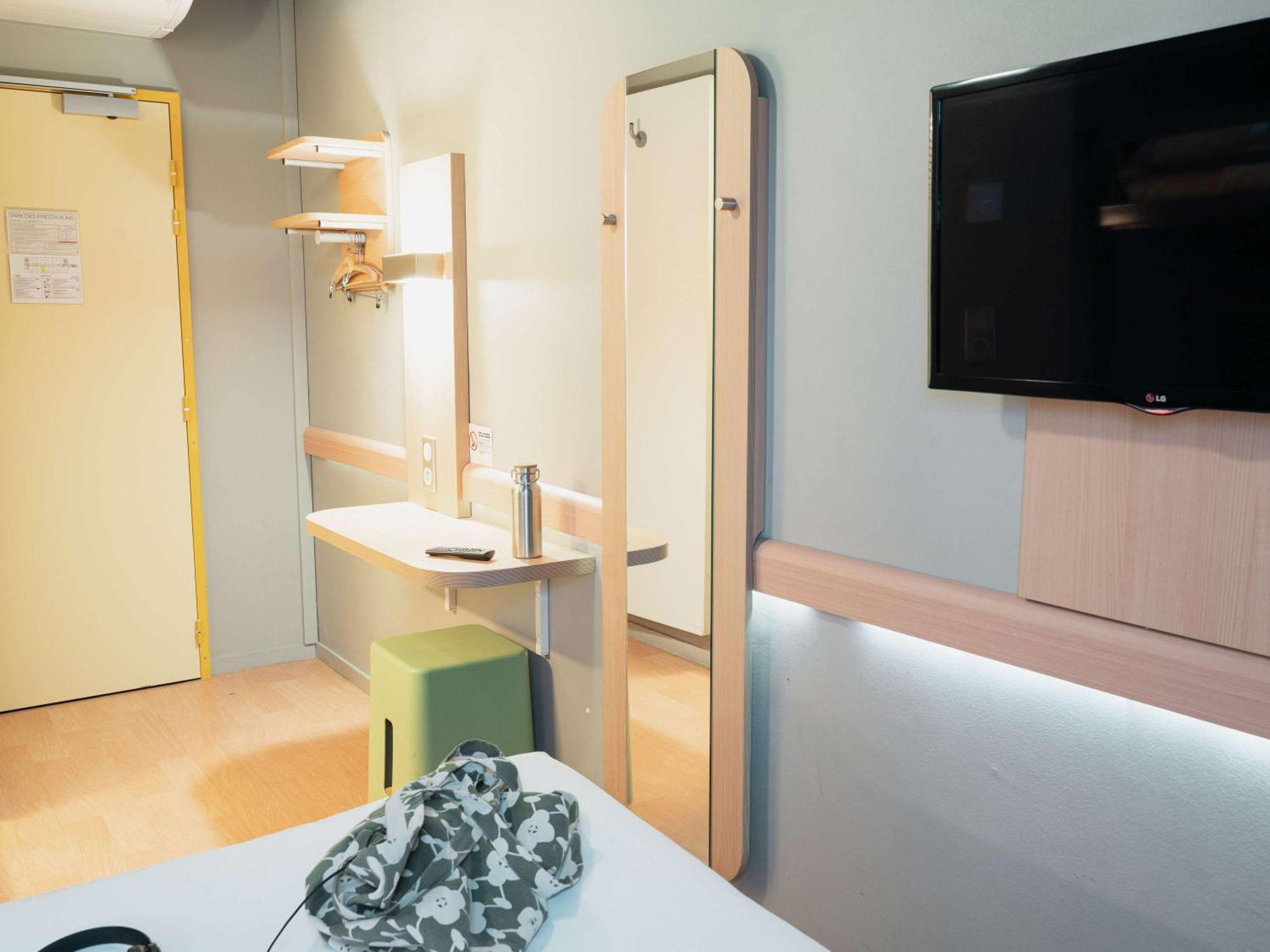 Ibis Budget Thonon Les Bains Bagian luar foto