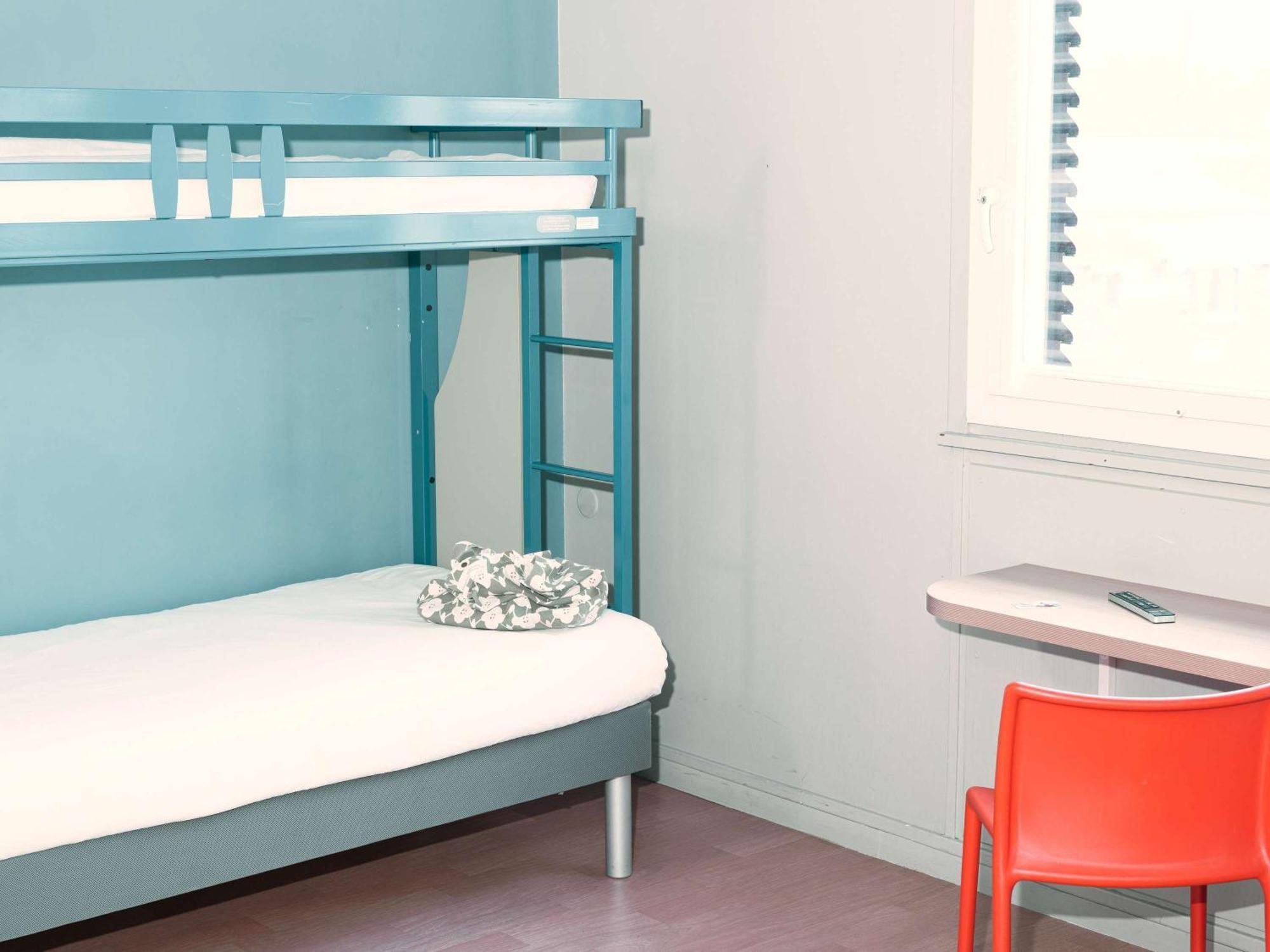 Ibis Budget Thonon Les Bains Bagian luar foto