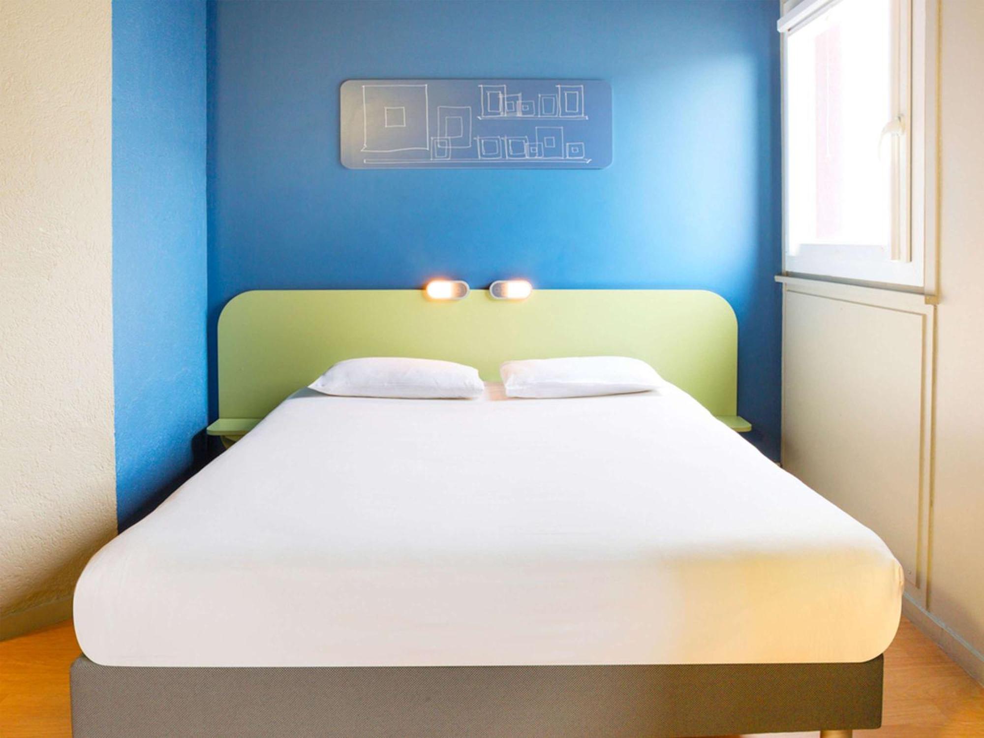 Ibis Budget Thonon Les Bains Bagian luar foto