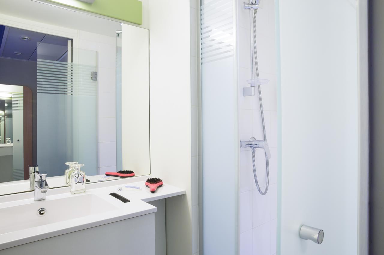 Ibis Budget Thonon Les Bains Bagian luar foto