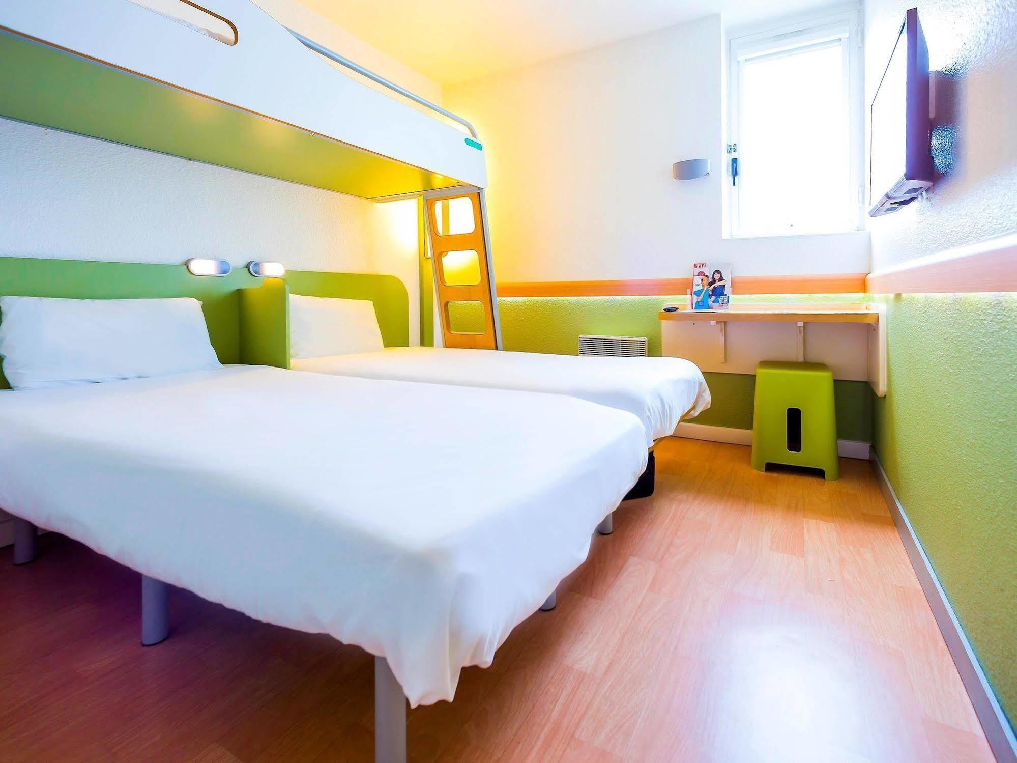 Ibis Budget Thonon Les Bains Bagian luar foto
