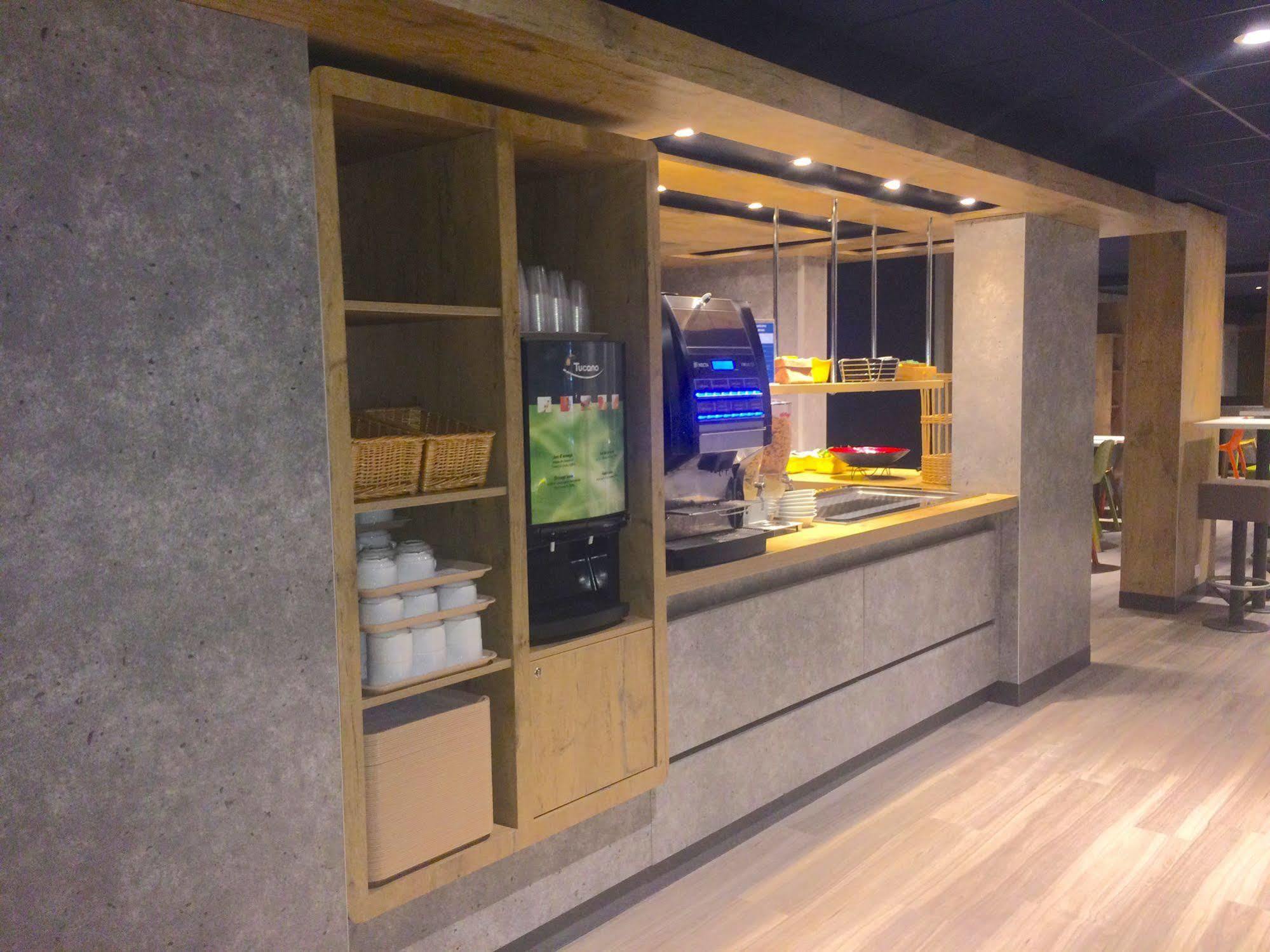 Ibis Budget Thonon Les Bains Bagian luar foto