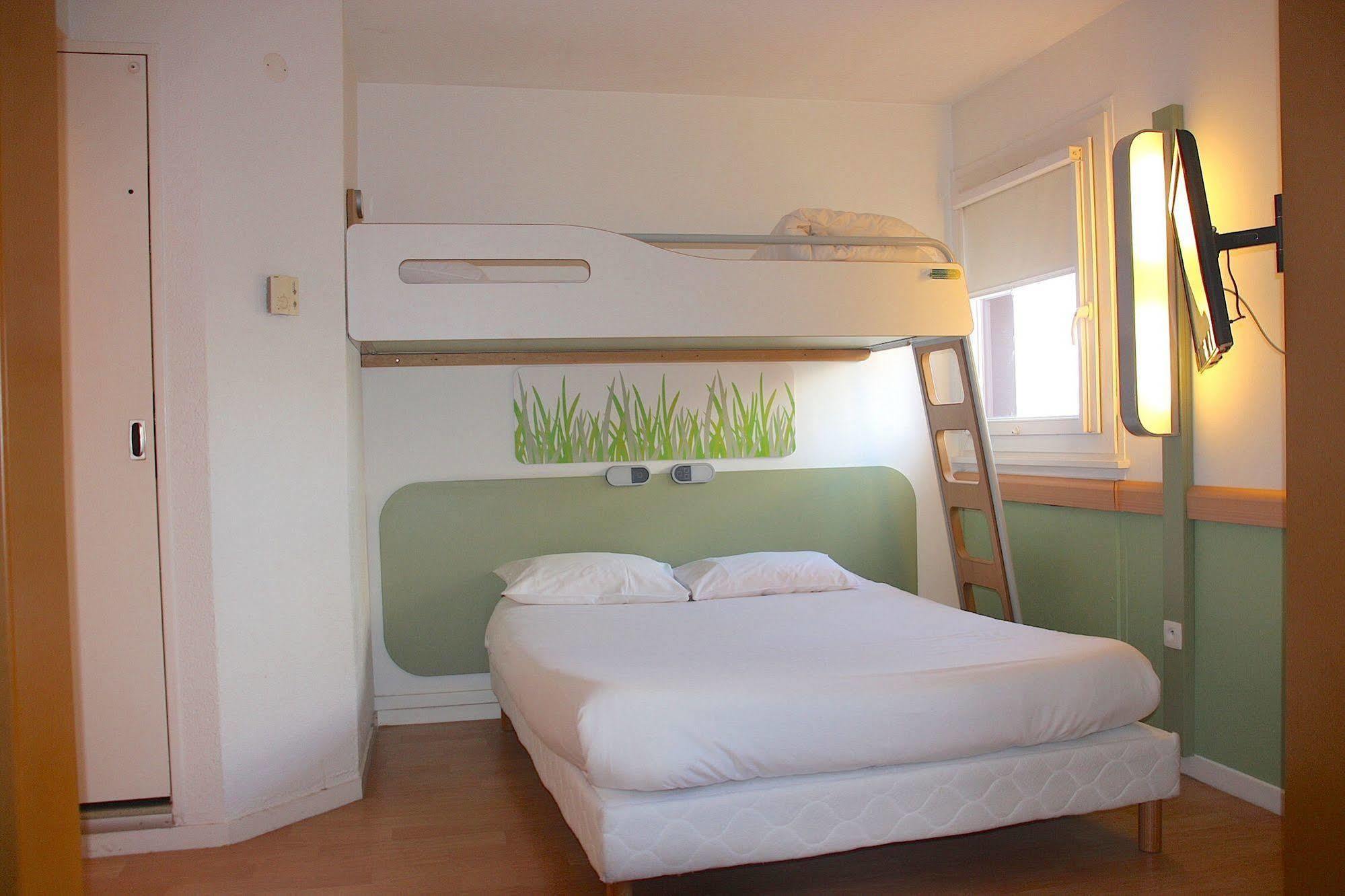 Ibis Budget Thonon Les Bains Bagian luar foto